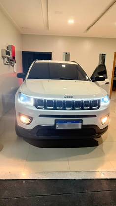 JEEP COMPASS 2.0 16V FLEX SPORT AUTOMÁTICO JEEP COMPASS 2.0 16V FLEX SPORT AUTOMÁTICO